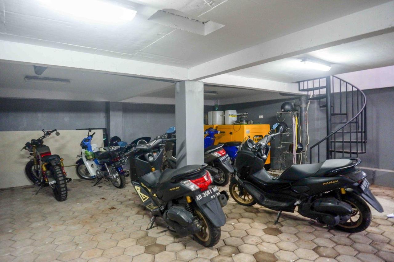 Reddoorz Plus Near Patung Kuda Undip Jatingaleh Dış mekan fotoğraf