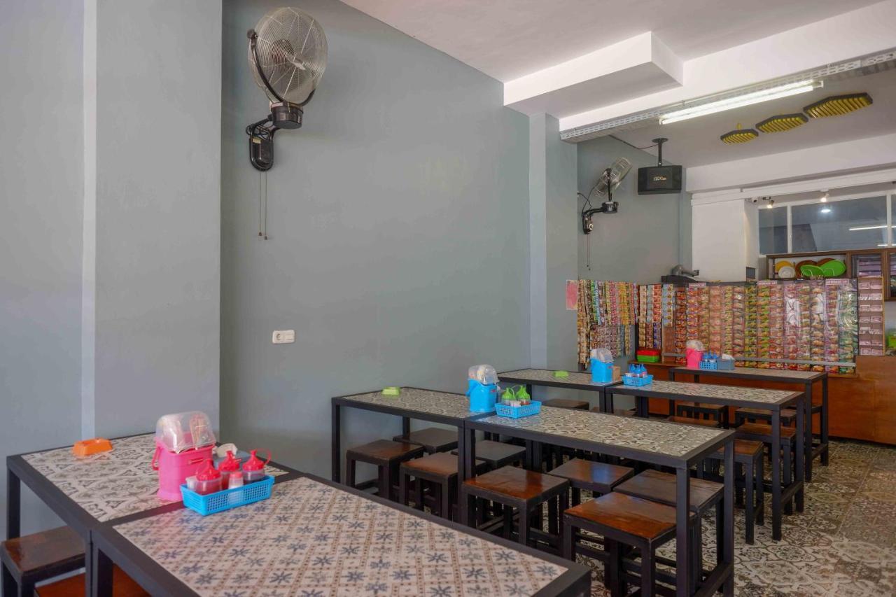 Reddoorz Plus Near Patung Kuda Undip Jatingaleh Dış mekan fotoğraf