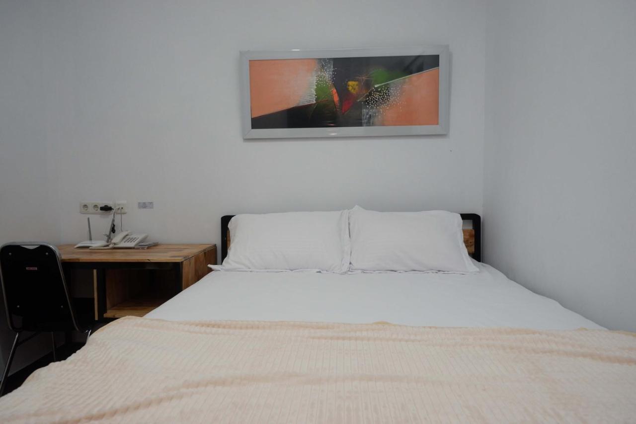 Reddoorz Plus Near Patung Kuda Undip Jatingaleh Dış mekan fotoğraf